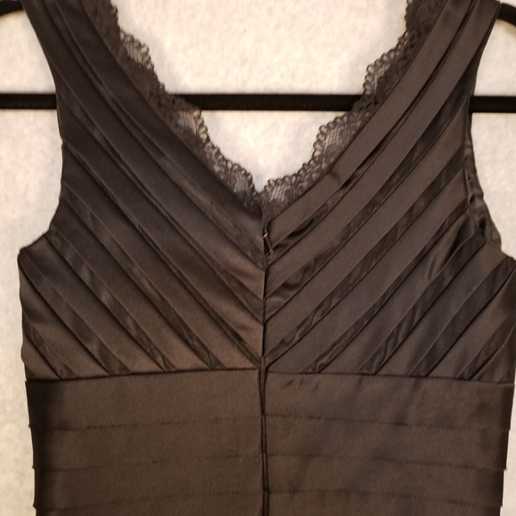 EUC MAY QUEEN Couture U S A Cocktail Dress Size 4 - Picture 8 of 8